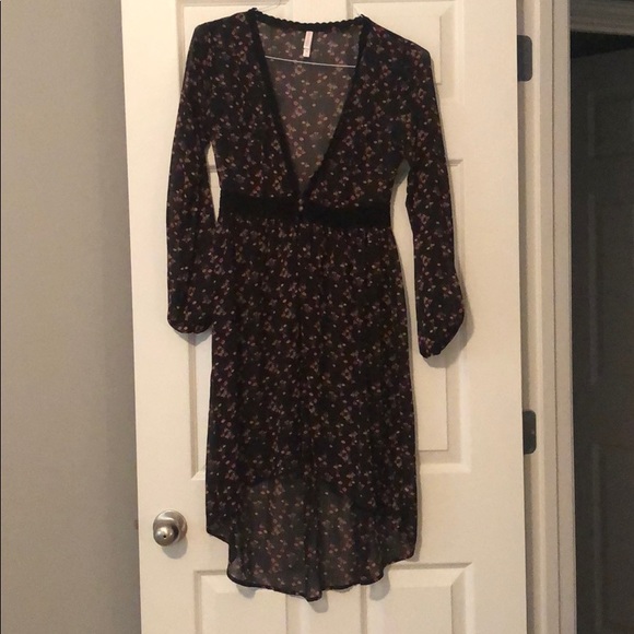 Xhilaration Tops - Black flowy front button kimono